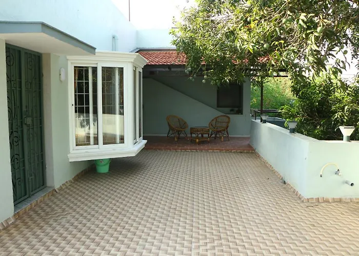 Penthouse 2Bhk With Bathtub And Terrace Villa Pondicherry