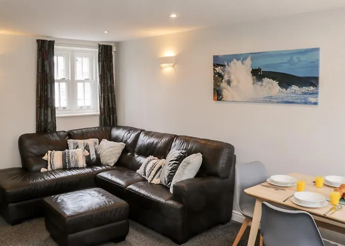 Razorbill Cottage Whitby