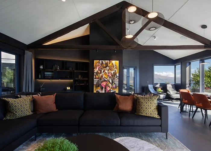 38 Edinburgh By Majordomo Villa Queenstown