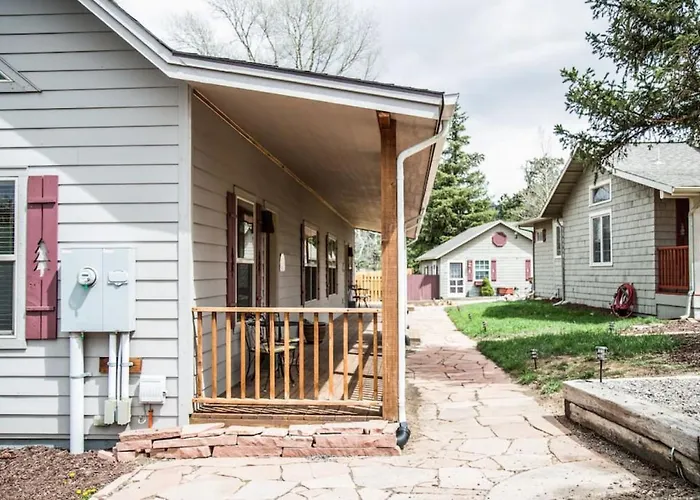 Twin Owls Lodge, Great For Families Master Bedroom, Loft, Full Kitchen, Dogs Ok Estes Park