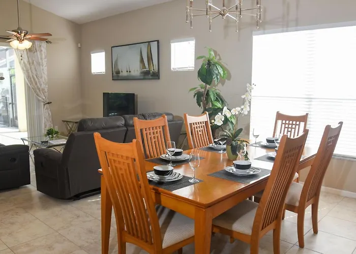 Tuscan Hills 4 Bedroom Pool Home W Game Room Davenport