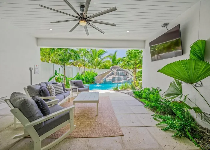 Point Of Rocks Villa Sarasota