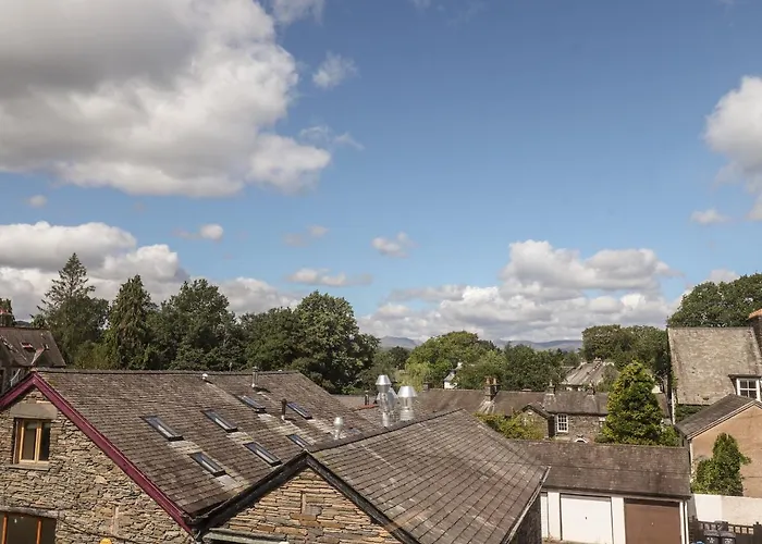 2 Alexandra Road Villa Windermere