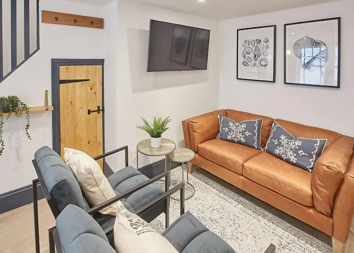 Grumbles Cottage At Loggerhead Yard Whitby