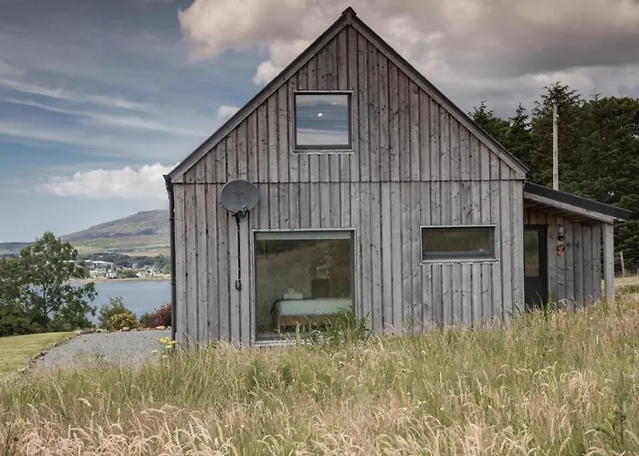 Cuillrigh - Luxury House, Loch & Mountain Views Villa Portree