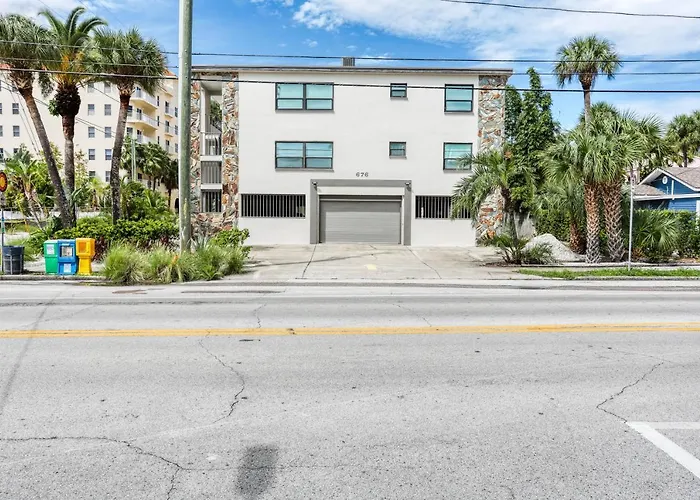 Carefree Cottage Clearwater Beach