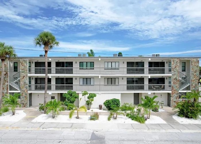 Carefree Cottage Clearwater Beach