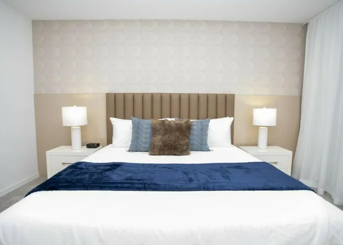 Solara Resort 6 Bedroom Vacation Home 8905 Kissimmee