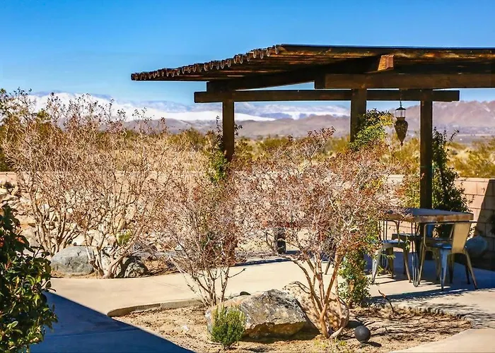 Breathtaking Roadrunner Heights Villa Joshua Tree