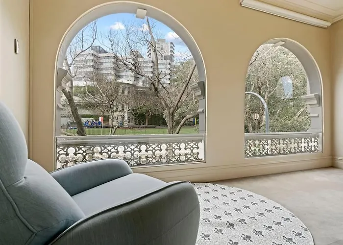 Panorama Firework View - Classic 4-Level Terrace Style Living In Kirribilli !!! Sydney