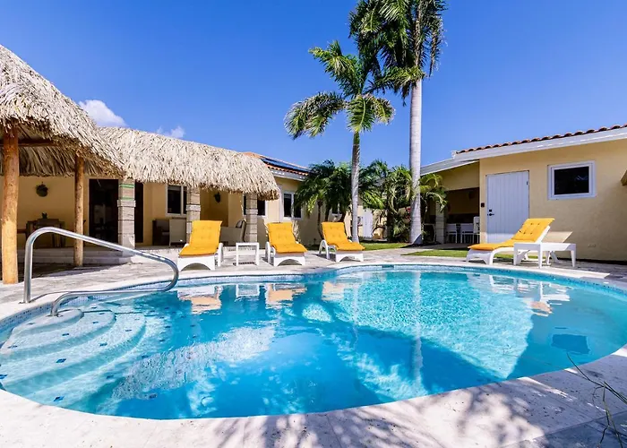 Ruby 15 Villa Palm Beach