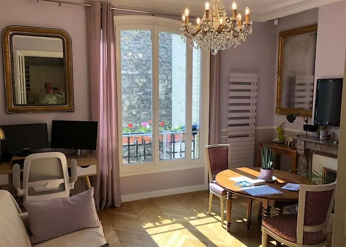Gobelins Apartment Paris