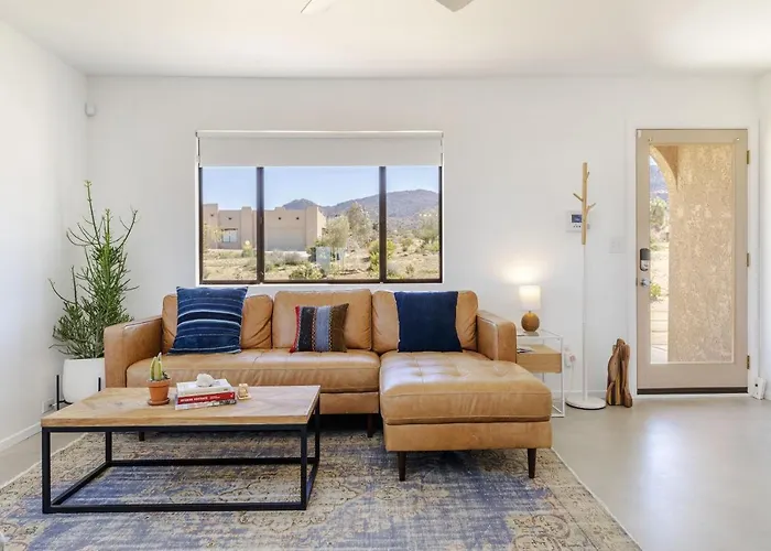 Twilight Terrace - Relax In Style Home Joshua Tree