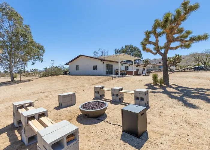 Horseshoe House - Hot Tub, Bbq And Fire Pit! Joshua Tree