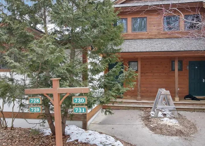 728 Disciples Village Condo Boyne Falls