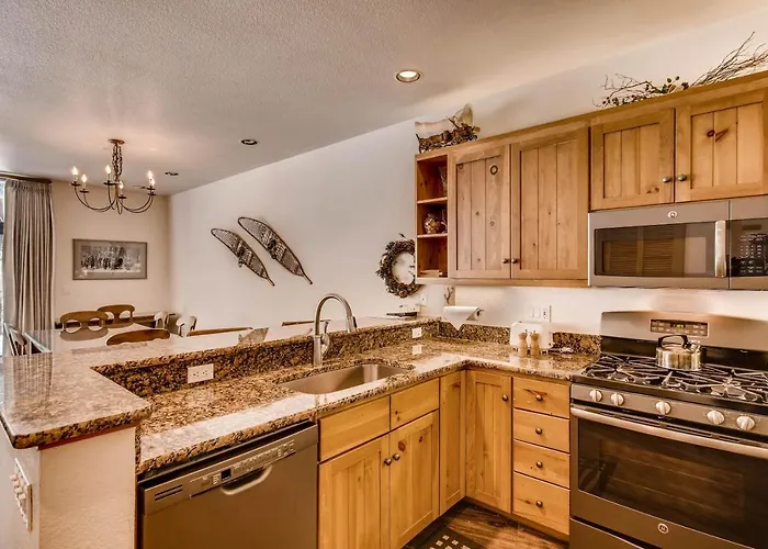 Ski Tip Townhomes 8713 Keystone
