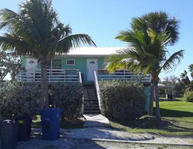 Old Wooden Bridge Resort & Marina Big Pine Key