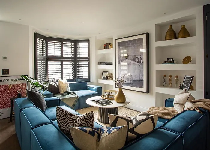 The Luxury Fulham Townhouse Villa London