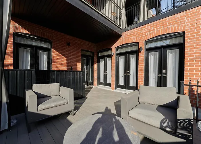 Villa Dante By Denstays Montreal