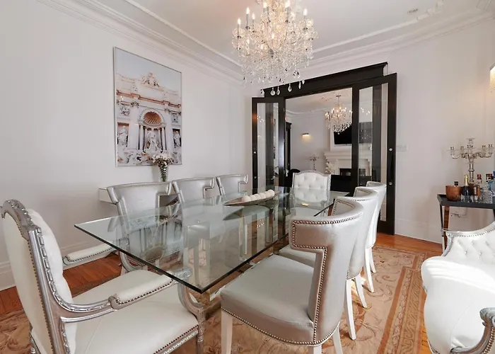 Villa Dante By Denstays Montreal