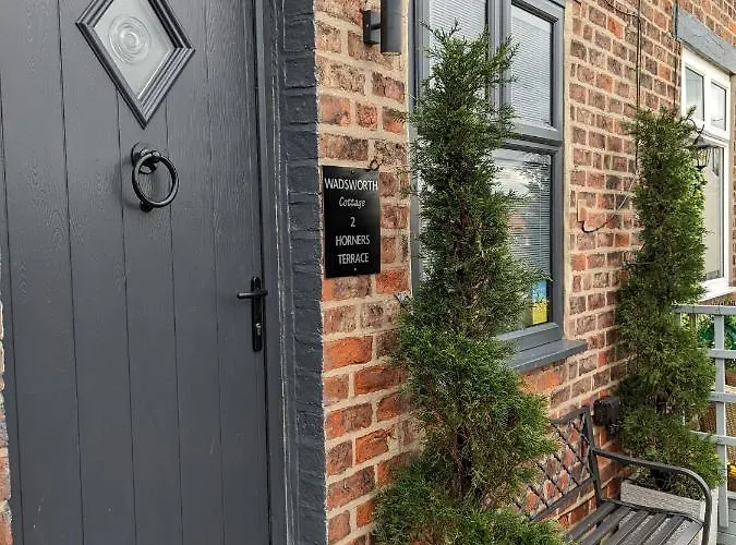 Wadsworth Cottage Whitby