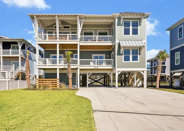 A Perfect Approach Villa Oak Island