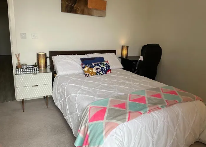 Echo Court Villa London