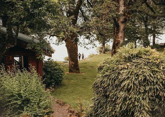 Wilder And Pine Riverside Cabins Stevenson