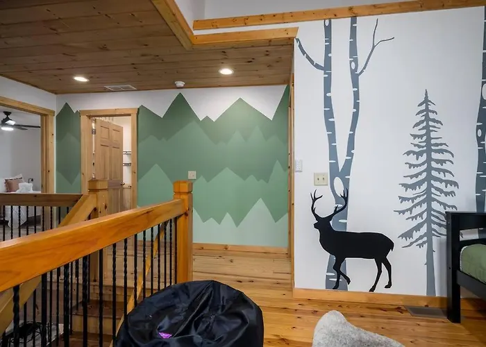 Harper'S Hideaway! King Bed, 4/3+Loft & Game Room! Ellijay