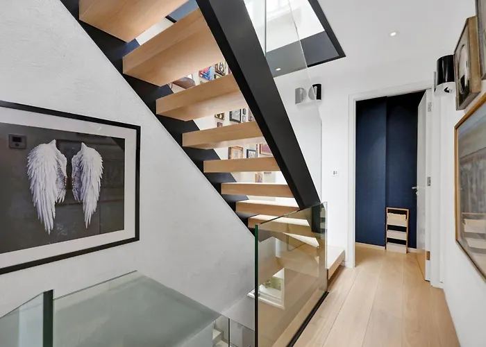 Luxury 3 Bed House By Hyde Park, Bayswater Villa London