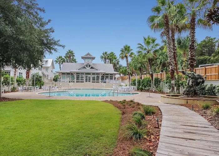 Coastal Oasis - Sleeps 10, Pool Villa Rosemary Beach