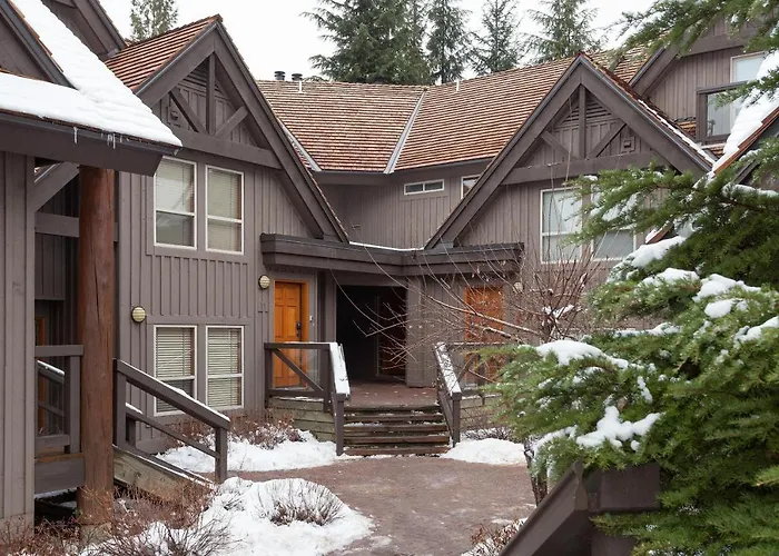 Painted Cliff 11 | Dog Friendly! Ski-In Ski-Out Benchlands Townhome W/ Hot Tub & Fireplace Whistler