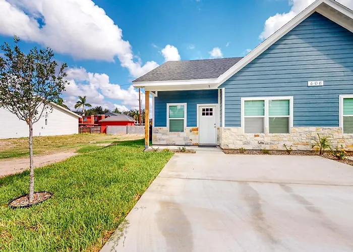 Uvalde Avenue Abode Villa McAllen