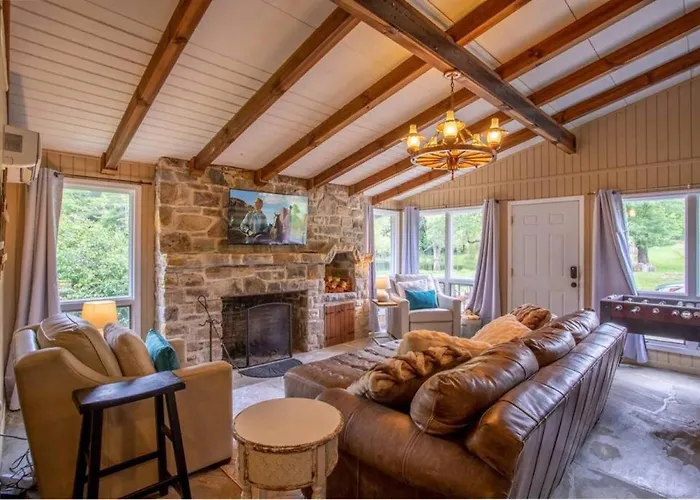 The Farmhouse At Doe Creek Blowing Rock