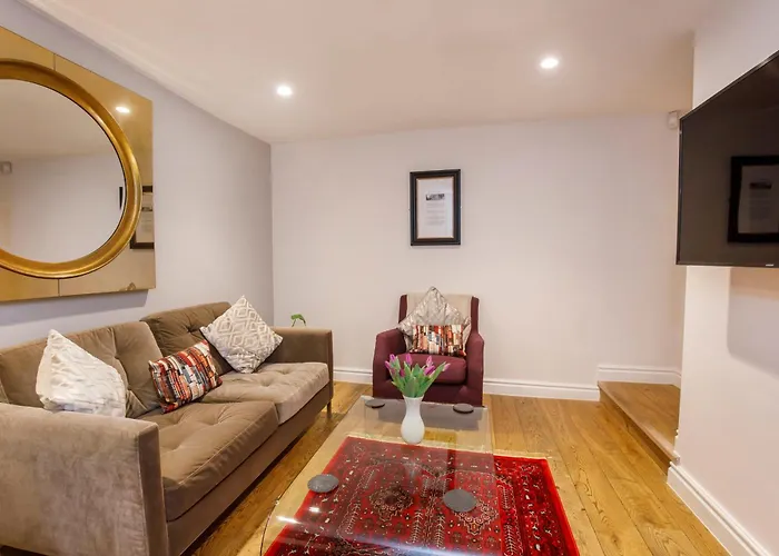 The Mitchell Villa York