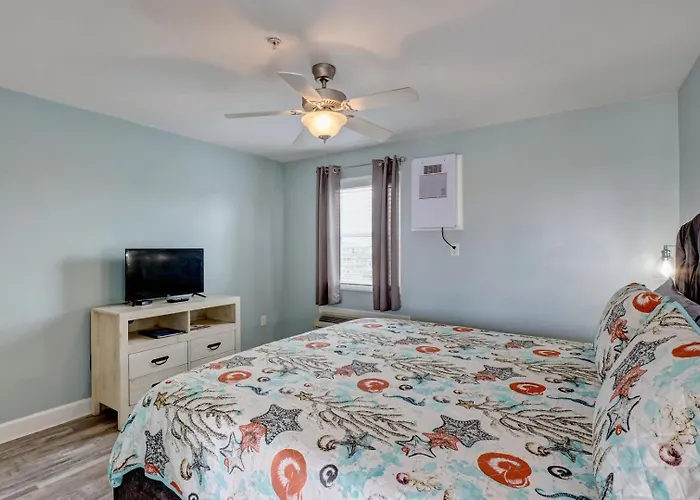 Unit 04 At Tiffany'S Villa Surf City