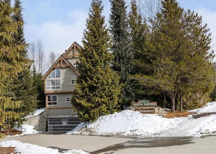 Alpine Greens 8 | Bright Townhome Near Blackcomb, Walk Or Shuttle To Skiing, Secure Parking Whistler