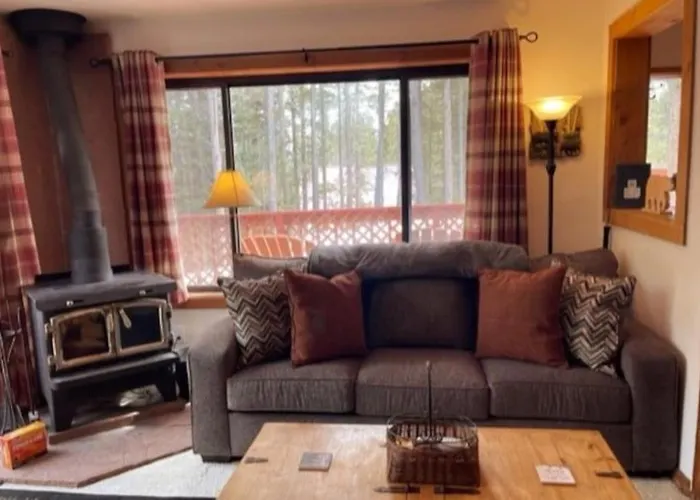Shady Pines- Cozy Mountain Retreat Villa Idaho Springs