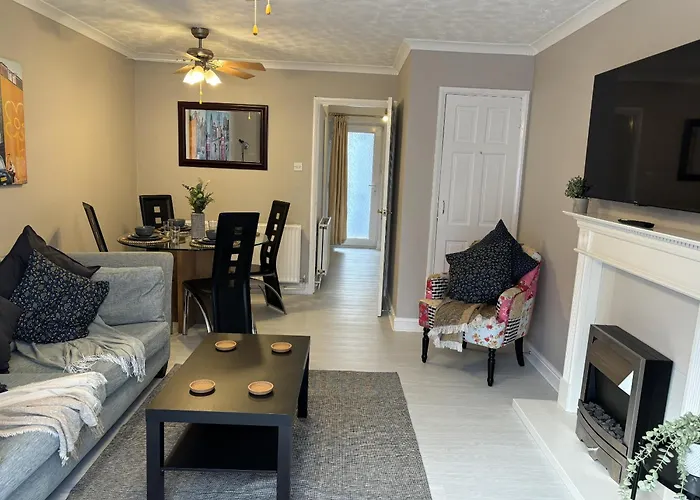 Cosy Corner - 2 Bed House With Parking! Villa Southampton