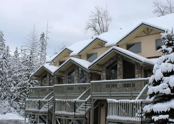 Thunder Ridge Chalet By Fernie Lodging Company
