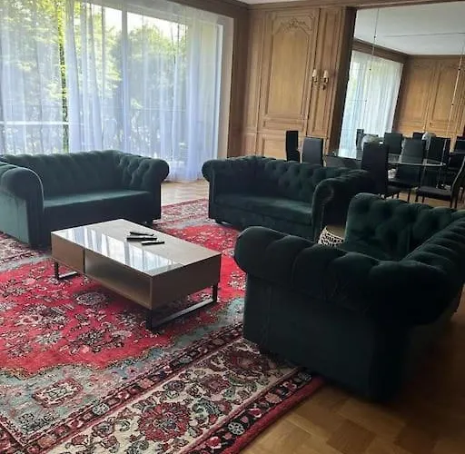 Avenue Foch Apartment Paris