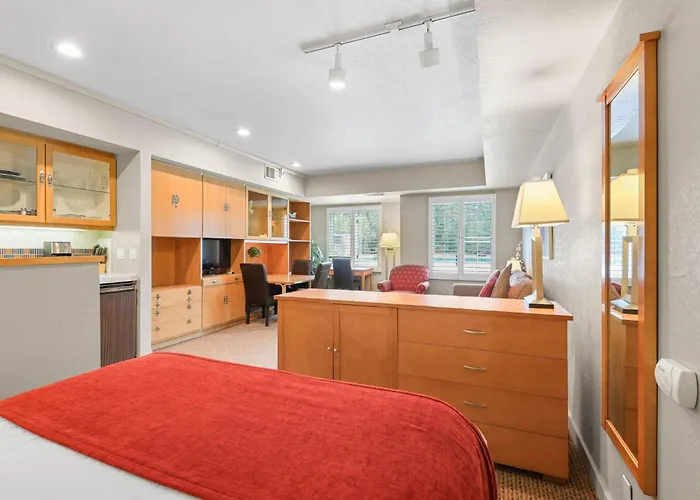 Palisades Tahoe Lodge Rentals Studio #237 Olympic Valley 