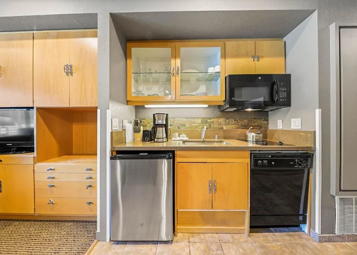 Palisades Tahoe Lodge Rentals Studio #225 Olympic Valley 