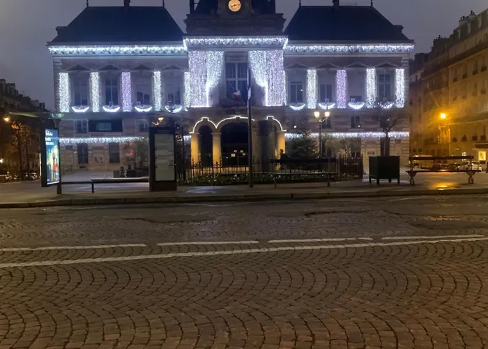 Paris Jolie Studio Cosy