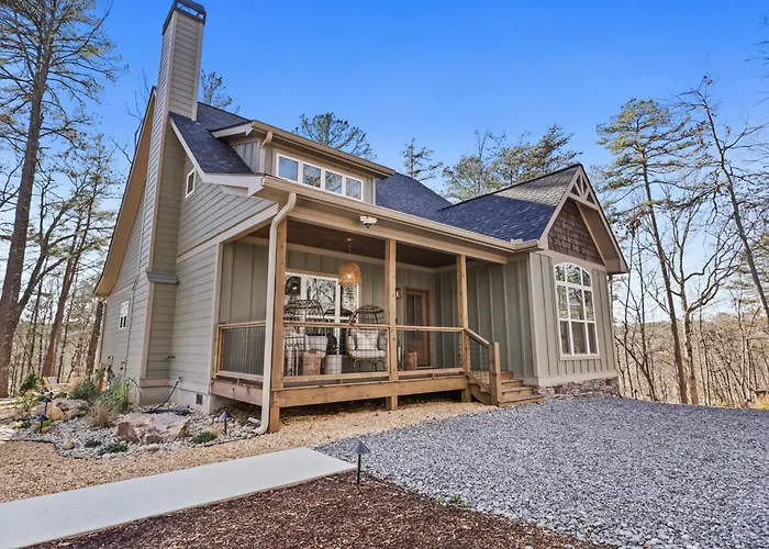 Mystic Grove Luxury Mountain Hideaway Villa Ellijay