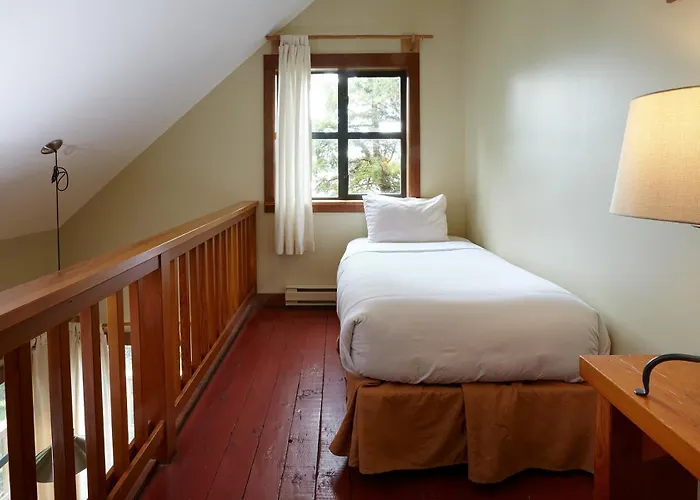 Middle Beach Lodge Tofino