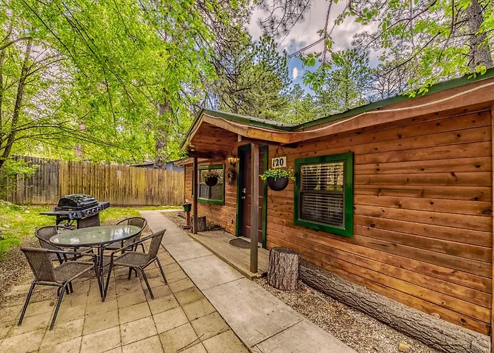 Knotty Pine: A Cute Ruidoso Classic With A Private Hot Tub!
