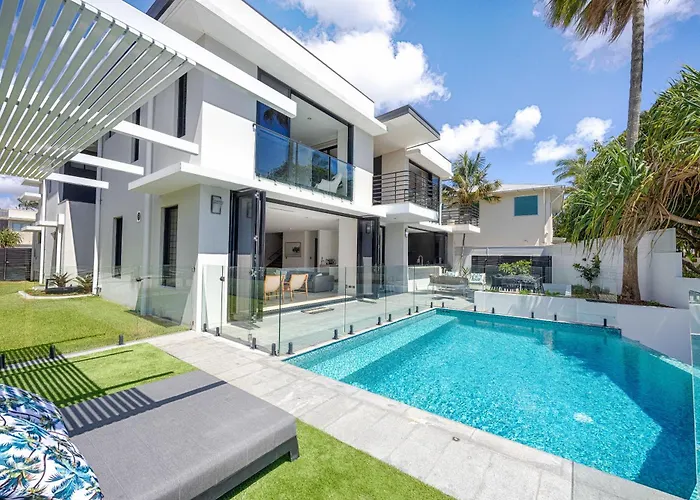 Callula , River Paradise With Private Pool Noosa Heads