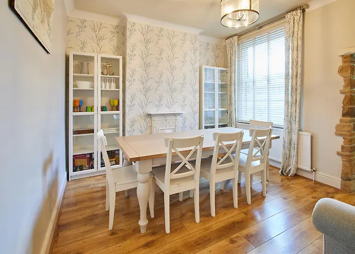 Host & Stay - Allium House Whitby