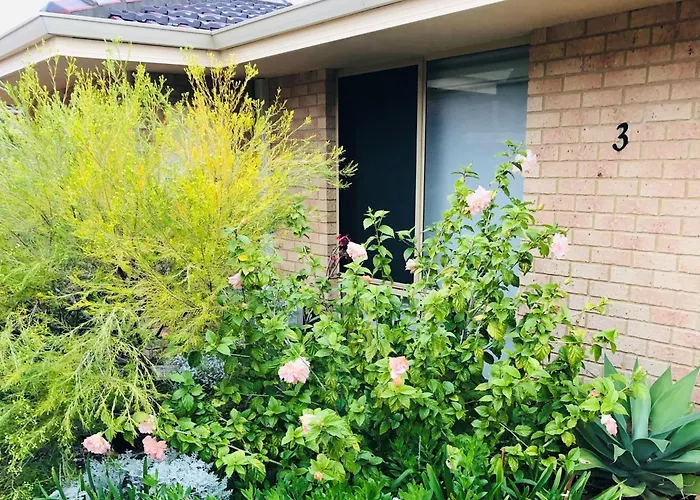 Api Busselton Seaside Escape Apartments